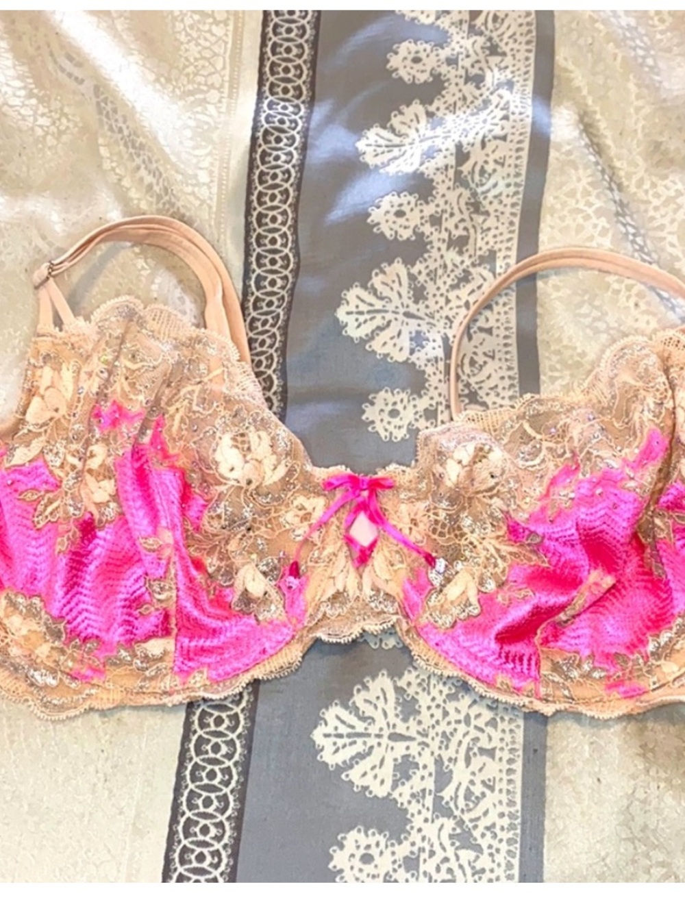 Victoria’s Secret Very Sexy Unlined Demi Bra